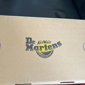Dr martens boots black size 8